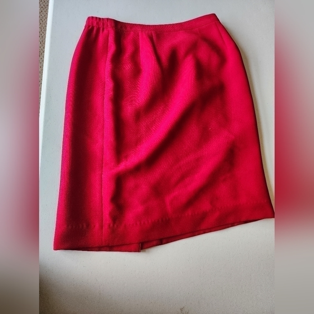 Vintage Kasper & Company ASL Red women's Skirt Size 10.